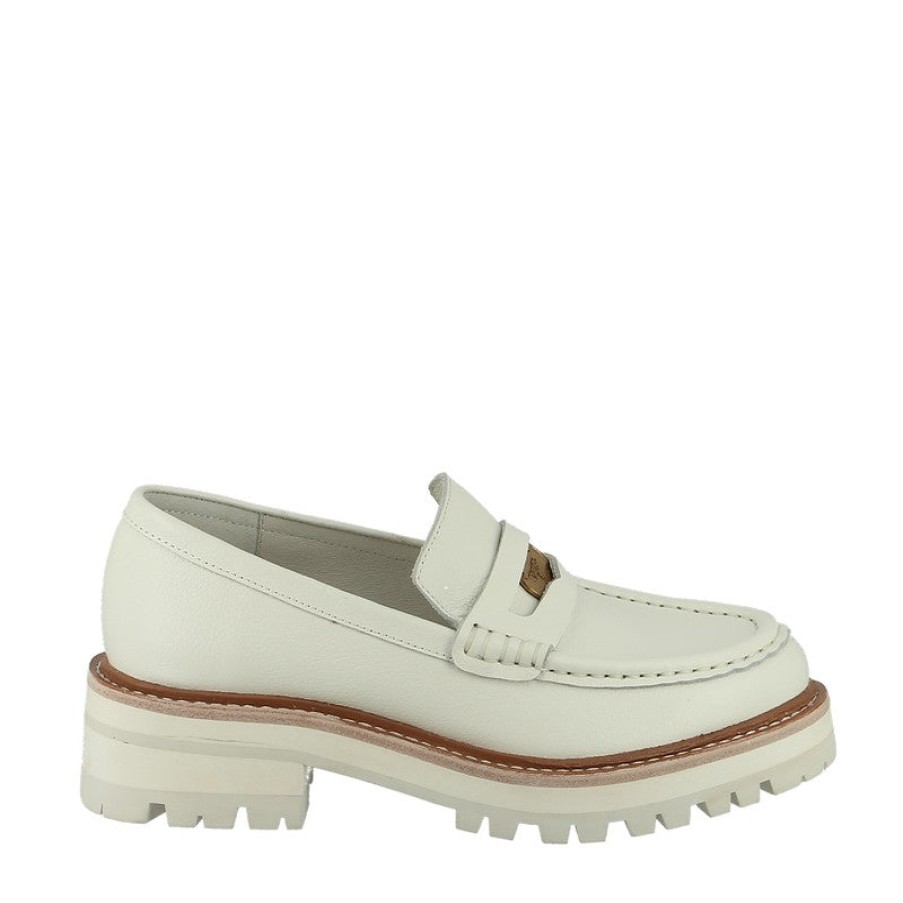 Womens Django & Juliette | Django & Juliette Finola White Loafer