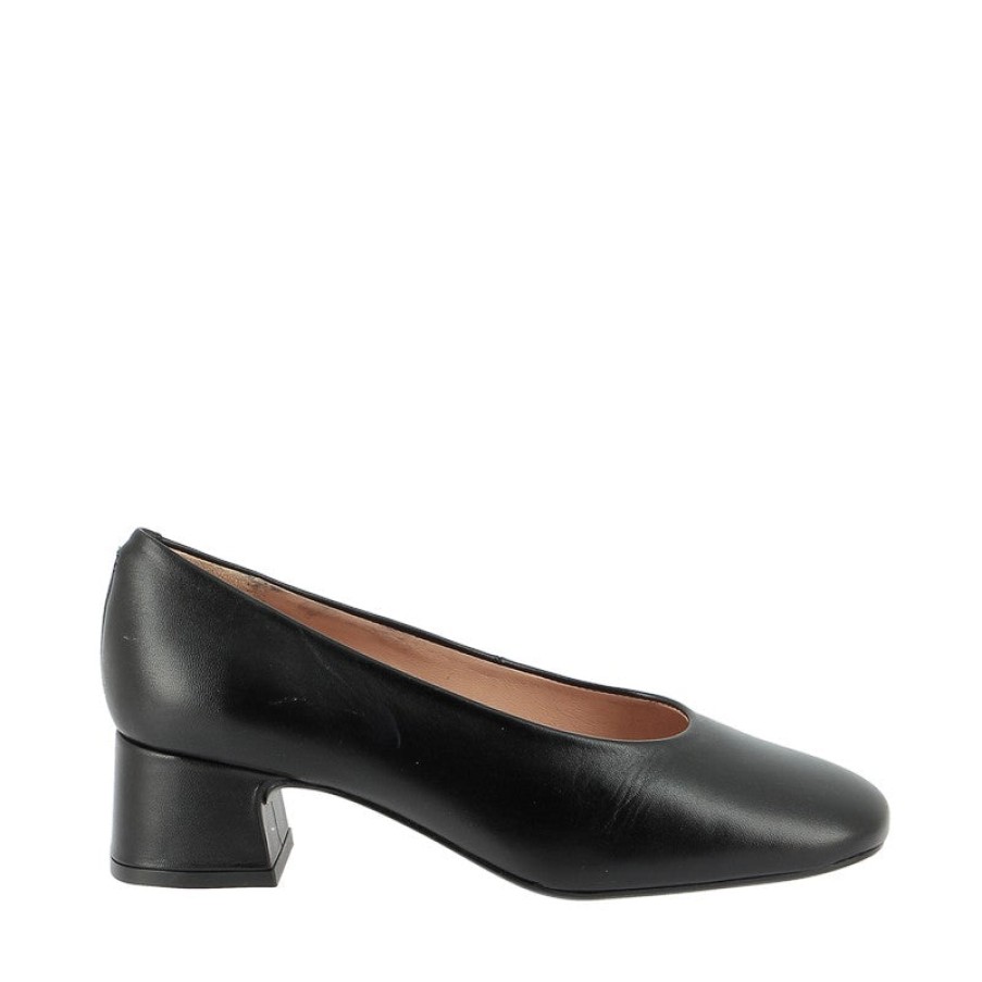 Womens Unisa Low Heels | Unisa Leia Black Pump